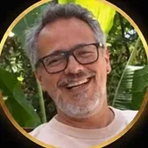 Retrato de Roberto Pires